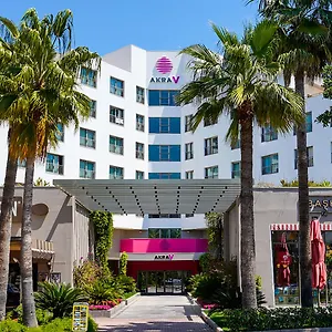 4* فندق أكرا في