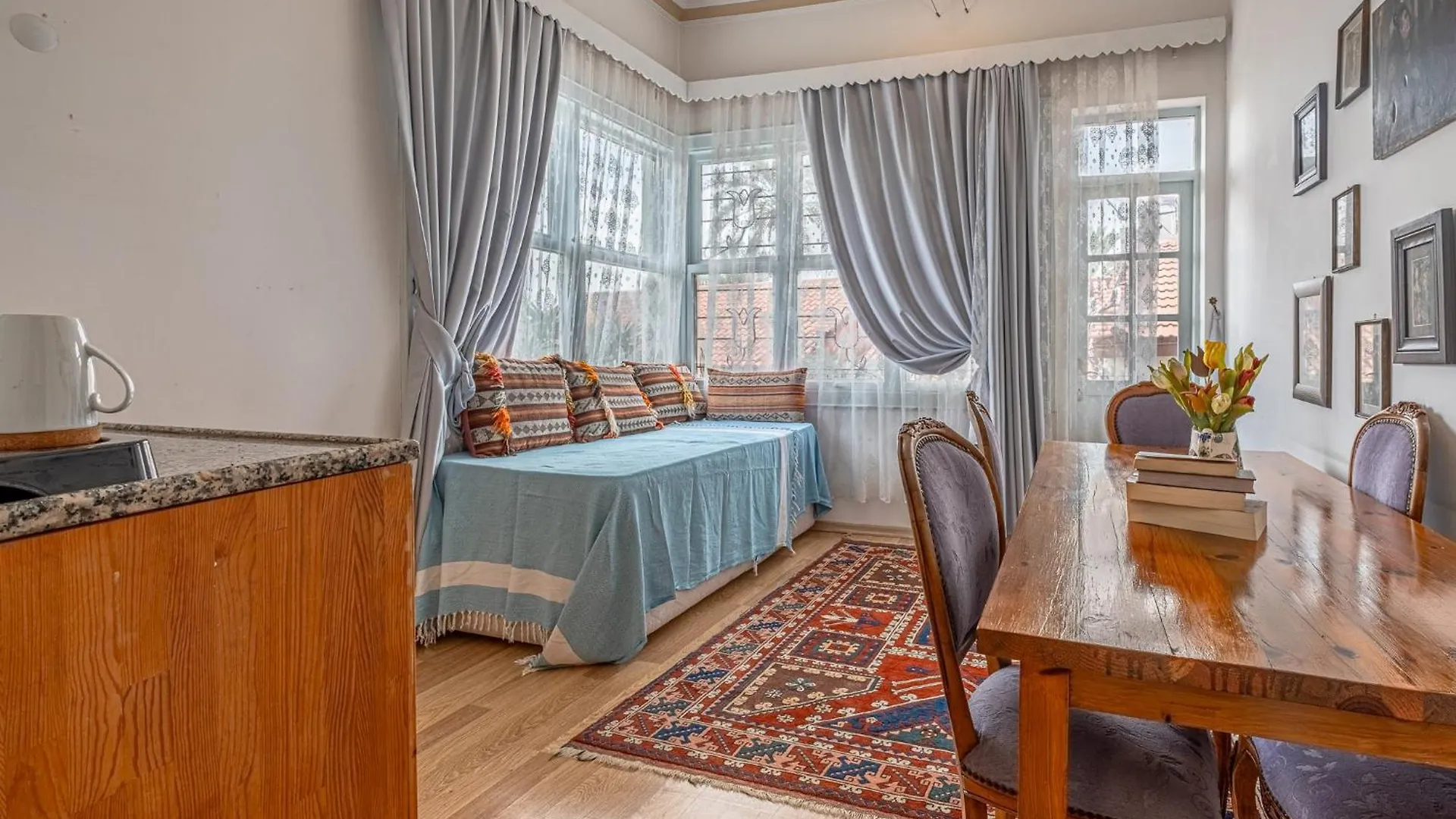 Отель Villa Tulipan Анталья